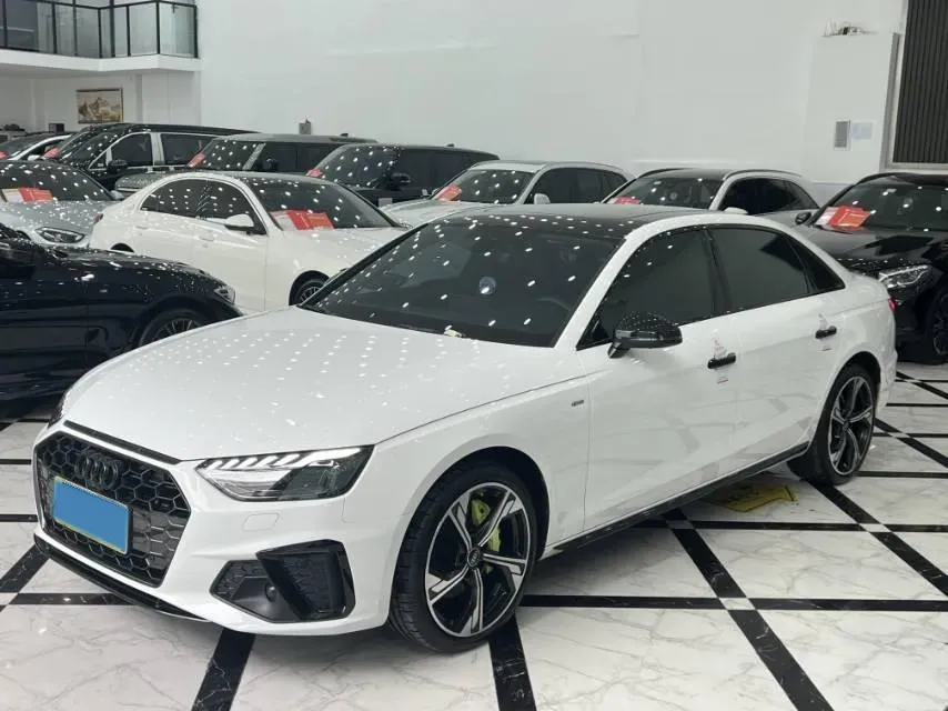 2024 Audi A4L 2.0T 190HP L4 7DCT,autocango,china used car exporter,china ev exporter,chinese used car exporter,chinese used ev exporter