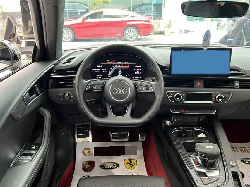 2024 Audi A4L 2.0T 190HP L4 7DCT,autocango,china used car exporter,china ev exporter,chinese used car exporter,chinese used ev exporter