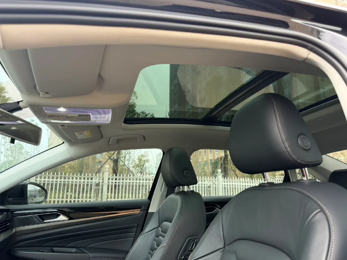 2019 Skoda Kodiak 2.0T 186HP L4 7DCT,autocango,china used car exporter,china ev exporter,chinese used car exporter,chinese used ev exporter