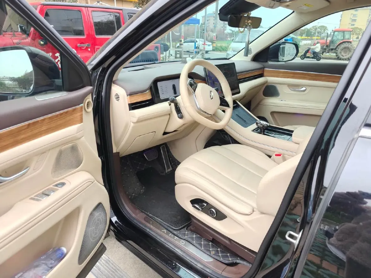 2024 AITO AITO M7 1.5T 152HP L4 REEV 40KWH,autocango,china used car exporter,china ev exporter,chinese used car exporter,chinese used ev exporter