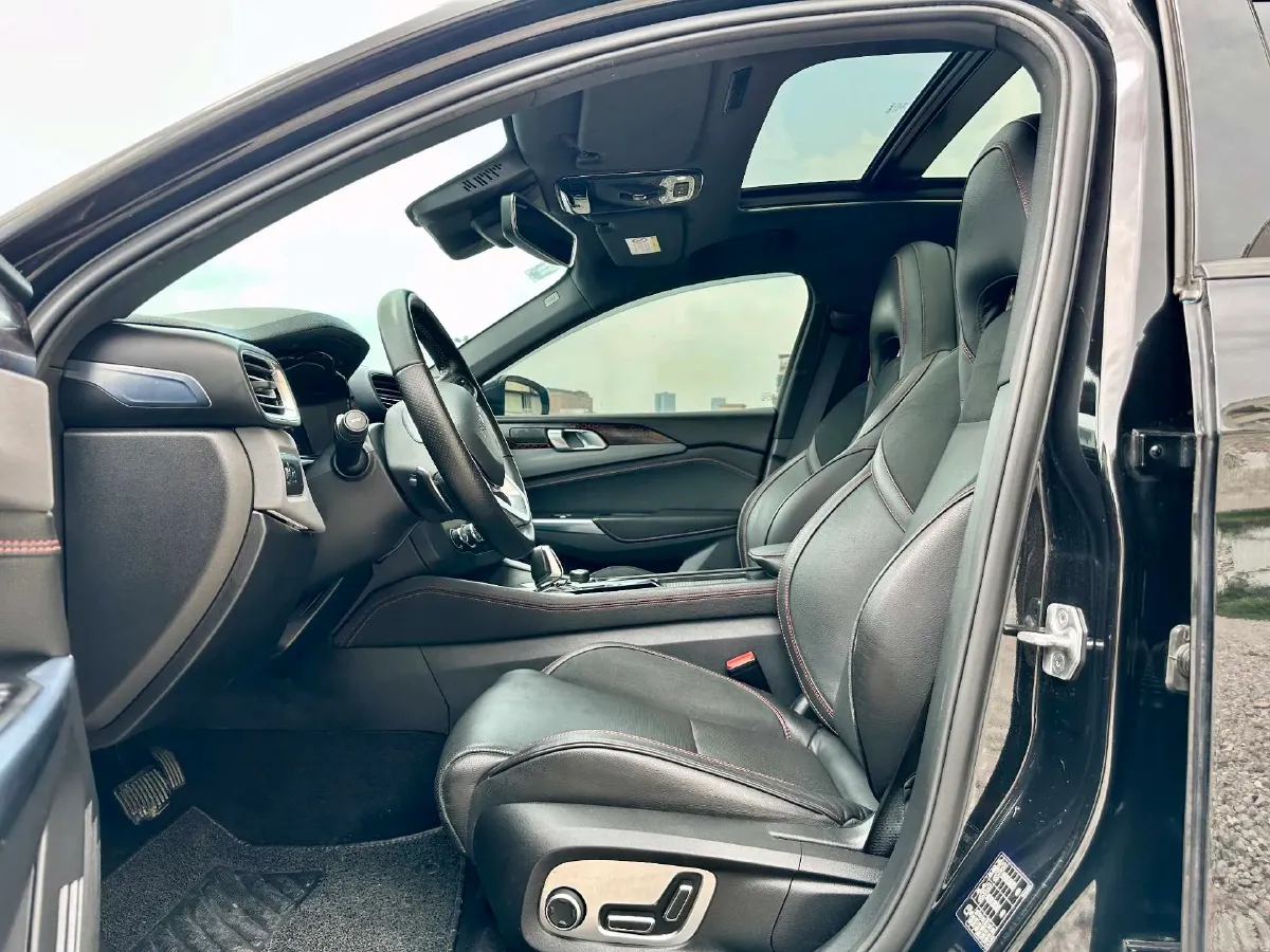 2019 LYNK&CO 01 2.0T 190HP L4 6AT,autocango,china used car exporter,china ev exporter,chinese used car exporter,chinese used ev exporter