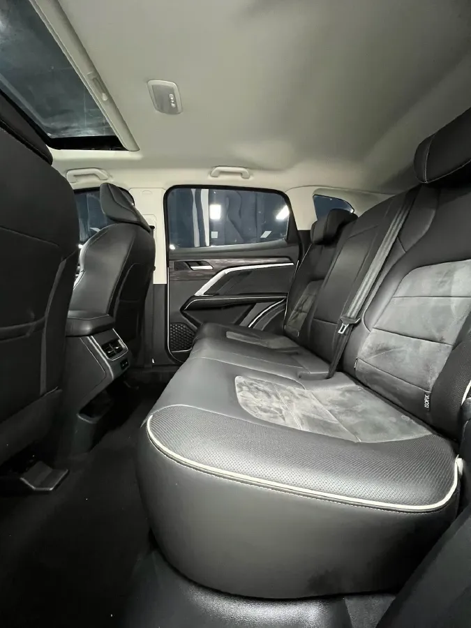 2023 Haval H6 1.5T 150HP L4 7DCT,autocango,china used car exporter,china ev exporter,chinese used car exporter,chinese used ev exporter