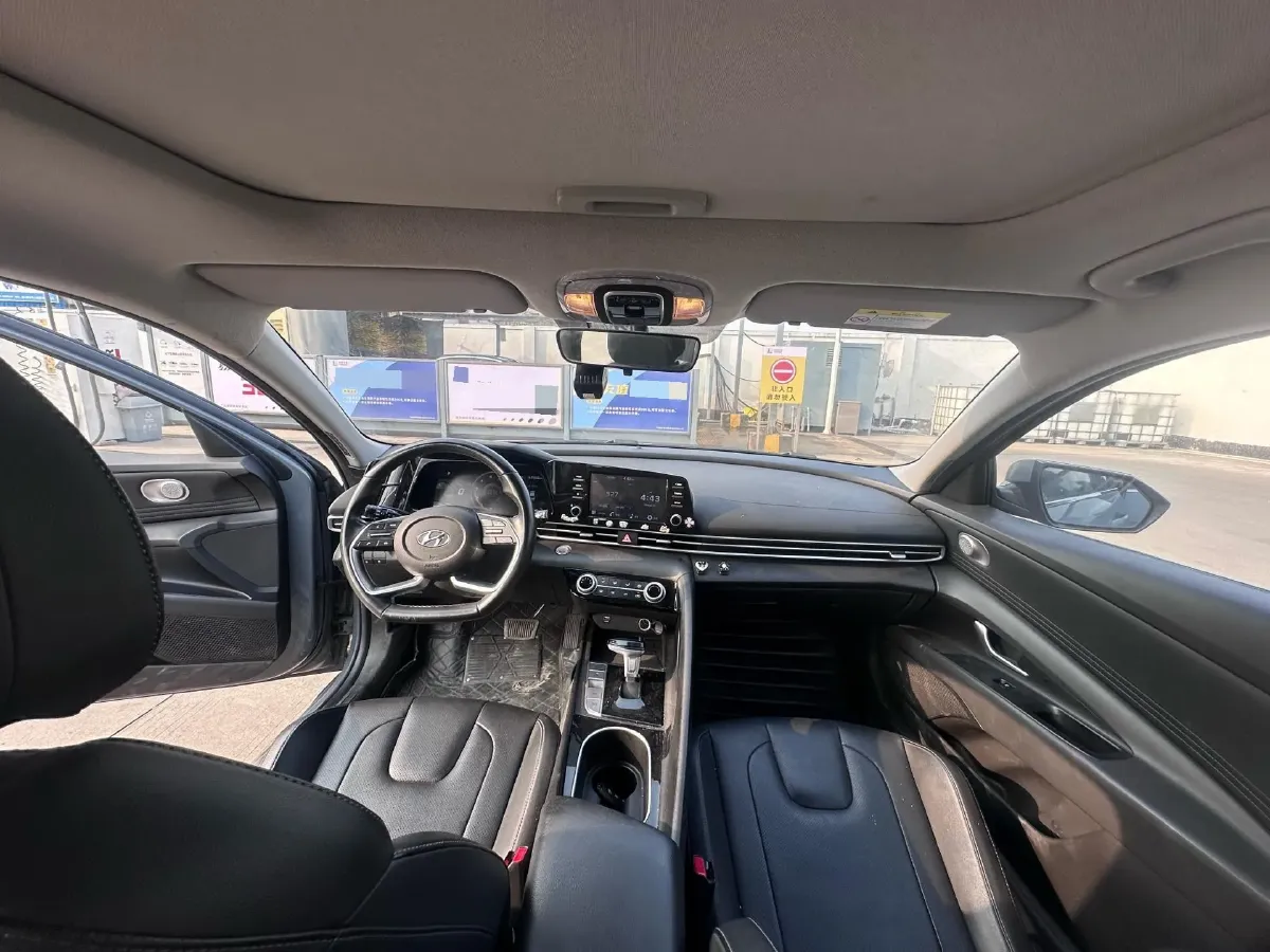 2021 Hyundai Elantra 1.5L 115HP L4 CVT,autocango,china used car exporter,china ev exporter,chinese used car exporter,chinese used ev exporter