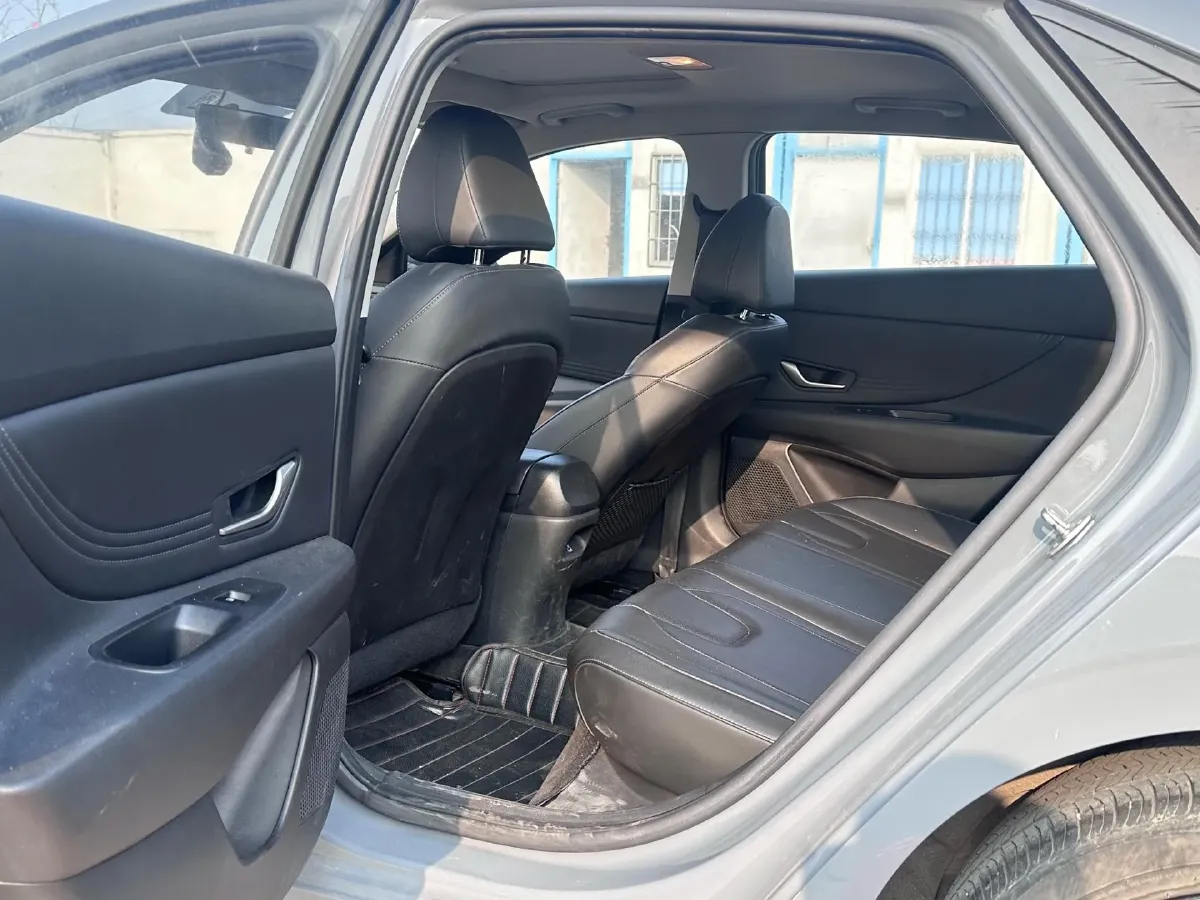 2021 Hyundai Elantra 1.5L 115HP L4 CVT,autocango,china used car exporter,china ev exporter,chinese used car exporter,chinese used ev exporter