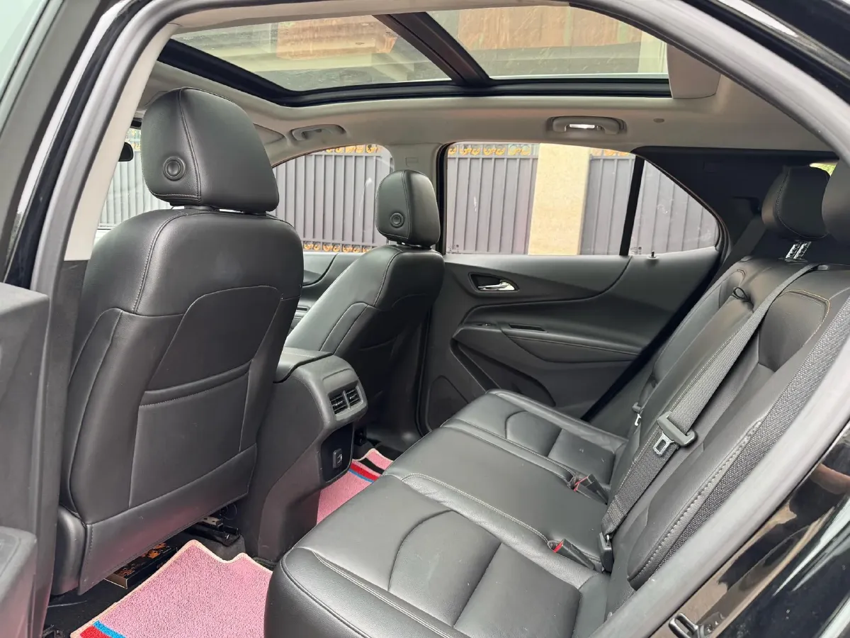 2019 Chevrolet Equinox 1.5T 180HP L4 6AT,autocango,china used car exporter,china ev exporter,chinese used car exporter,chinese used ev exporter