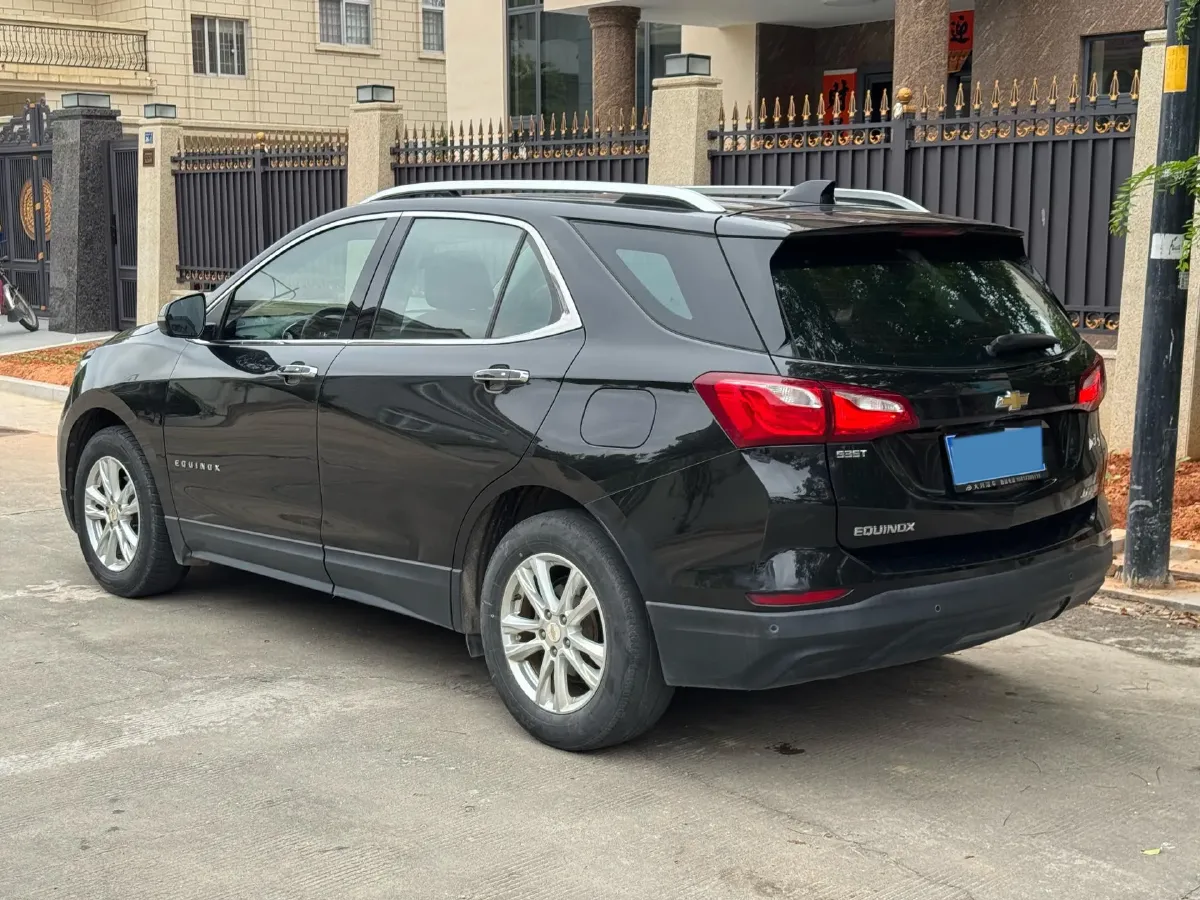 2019 Chevrolet Equinox 1.5T 180HP L4 6AT,autocango,china used car exporter,china ev exporter,chinese used car exporter,chinese used ev exporter