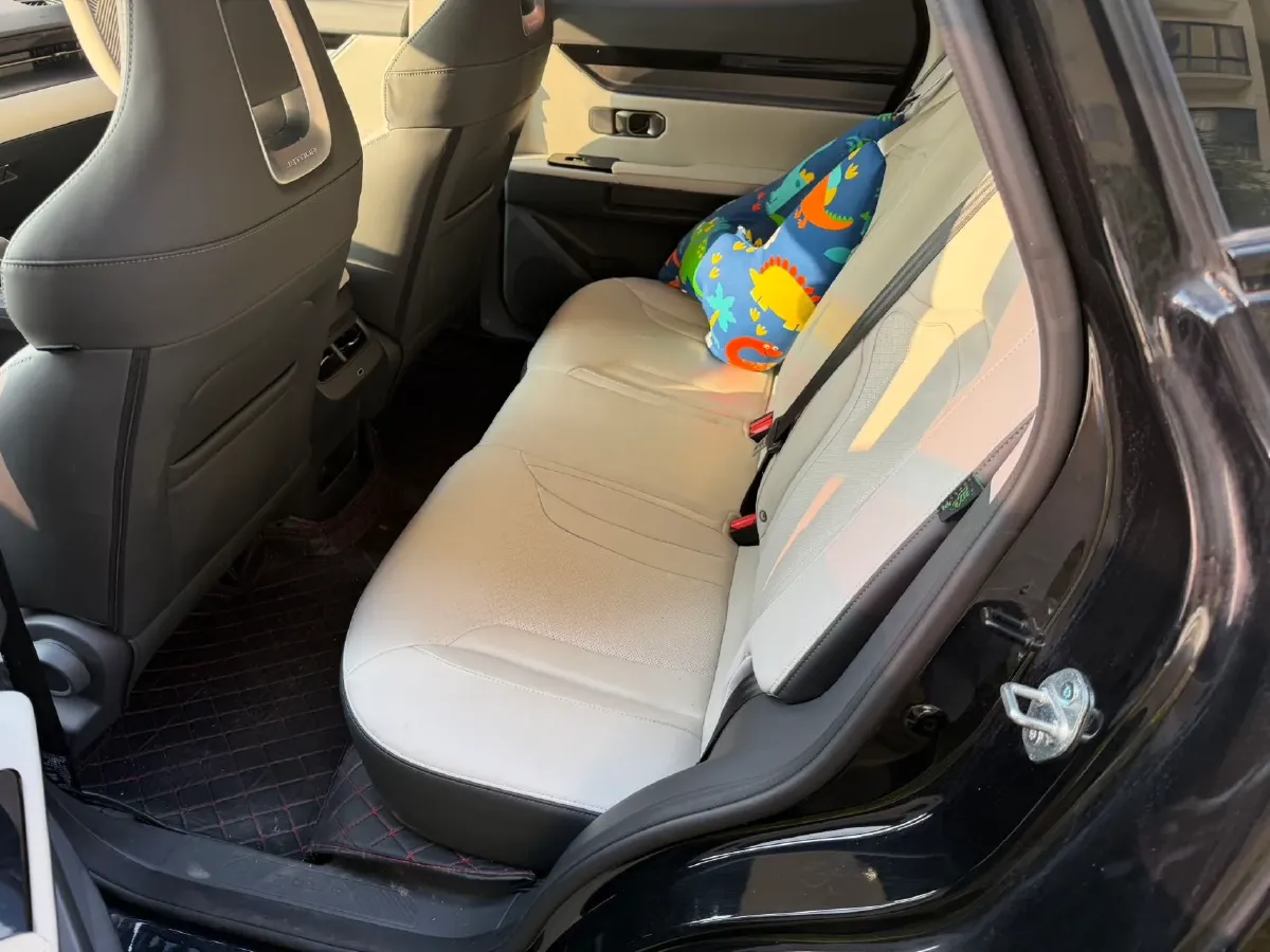 2023 Jetour DASHING 1.5T 156HP L4 6DCT,autocango,china used car exporter,china ev exporter,chinese used car exporter,chinese used ev exporter