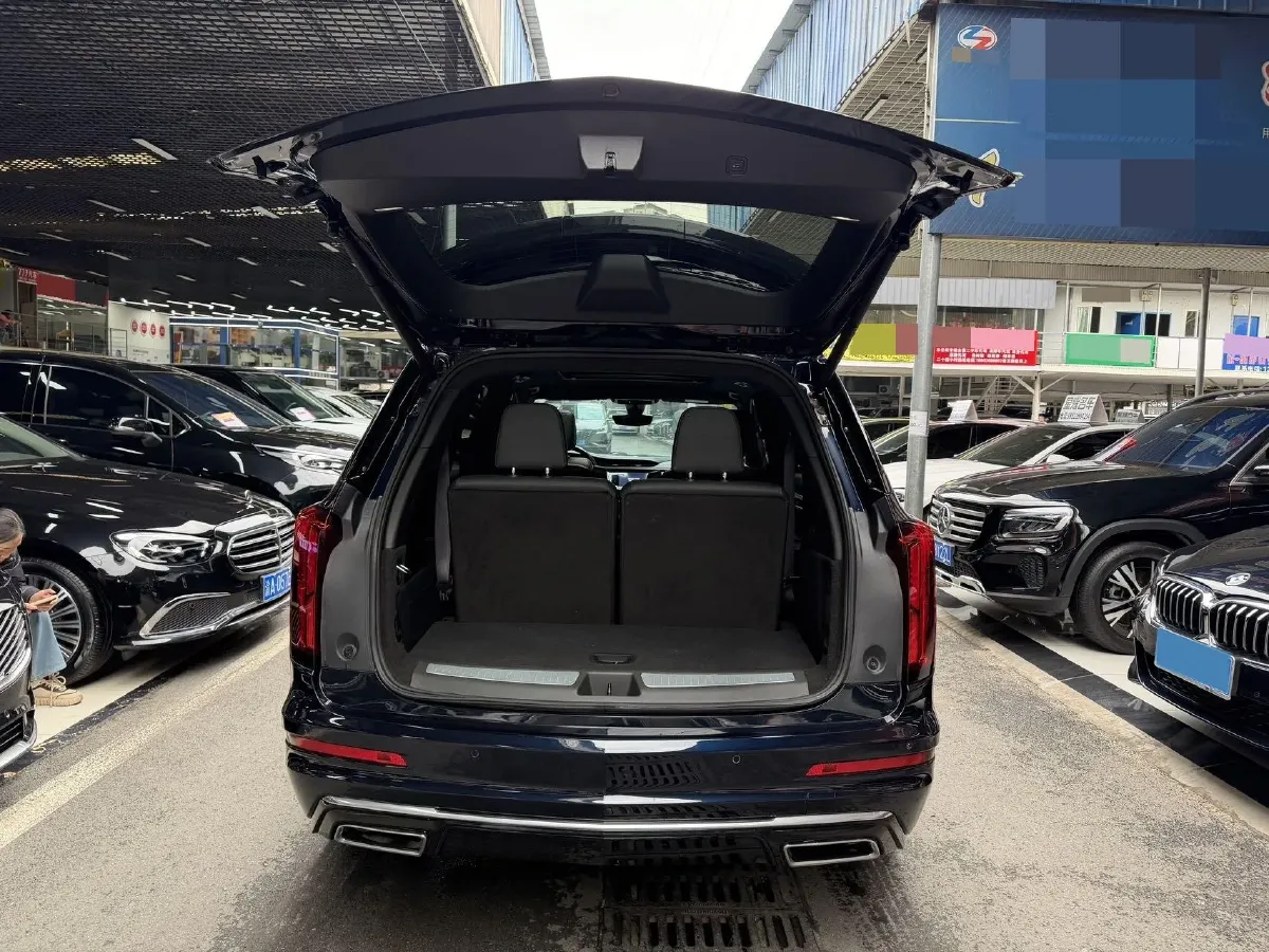 2021 Cadillac XT6 2.0T 237HP L4 9AT,autocango,china used car exporter,china ev exporter,chinese used car exporter,chinese used ev exporter