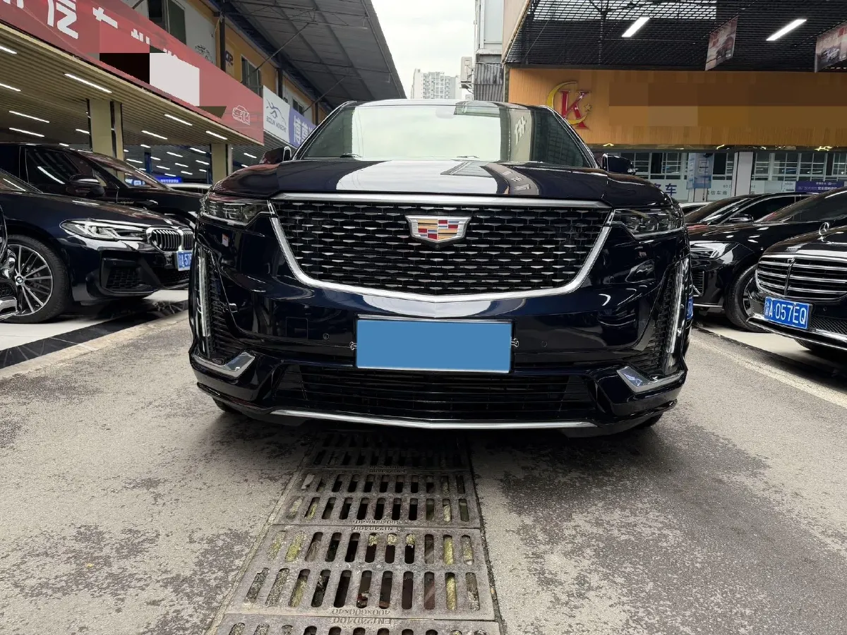 2021 Cadillac XT6 2.0T 237HP L4 9AT,autocango,china used car exporter,china ev exporter,chinese used car exporter,chinese used ev exporter
