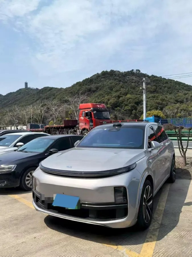 2022 Li L9 Range Extended 154HP REEV 42.6KWH,autocango,china used car exporter,china ev exporter,chinese used car exporter,chinese used ev exporter