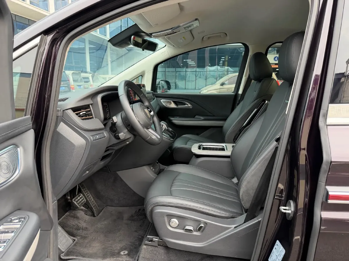 2023 HongQi HQ9 2.0T 252HP L4 8AT,autocango,china used car exporter,china ev exporter,chinese used car exporter,chinese used ev exporter