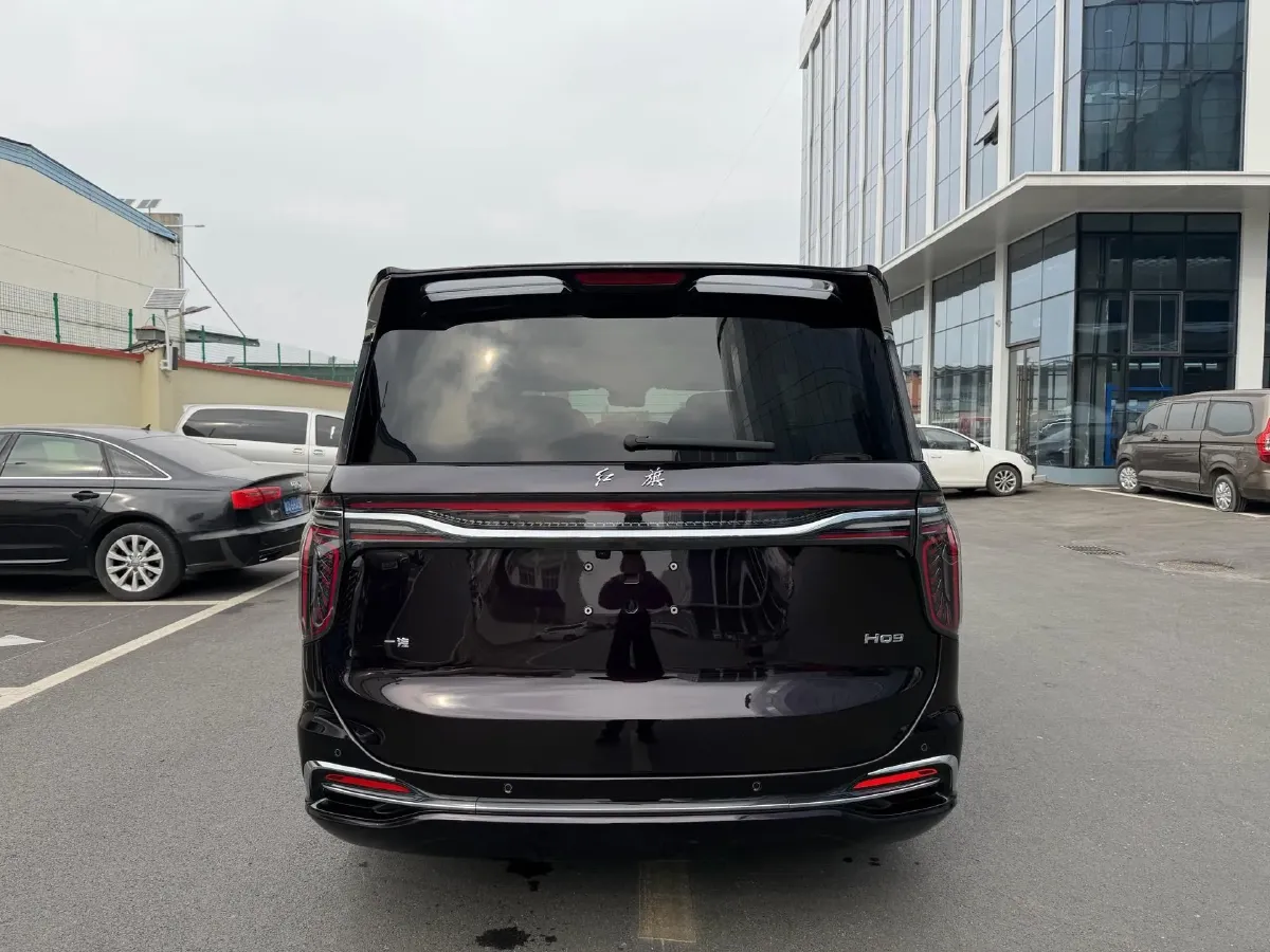 2023 HongQi HQ9 2.0T 252HP L4 8AT,autocango,china used car exporter,china ev exporter,chinese used car exporter,chinese used ev exporter