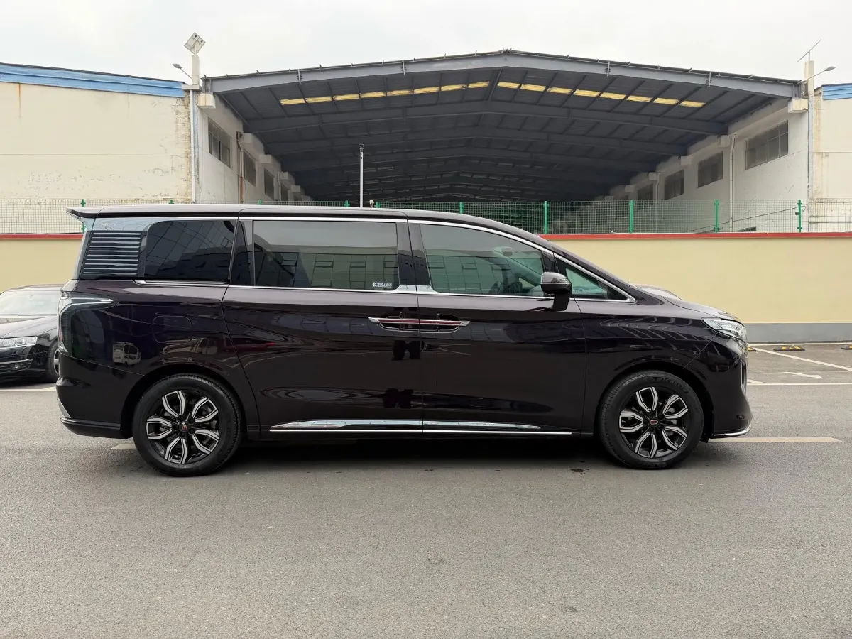 2023 HongQi HQ9 2.0T 252HP L4 8AT,autocango,china used car exporter,china ev exporter,chinese used car exporter,chinese used ev exporter