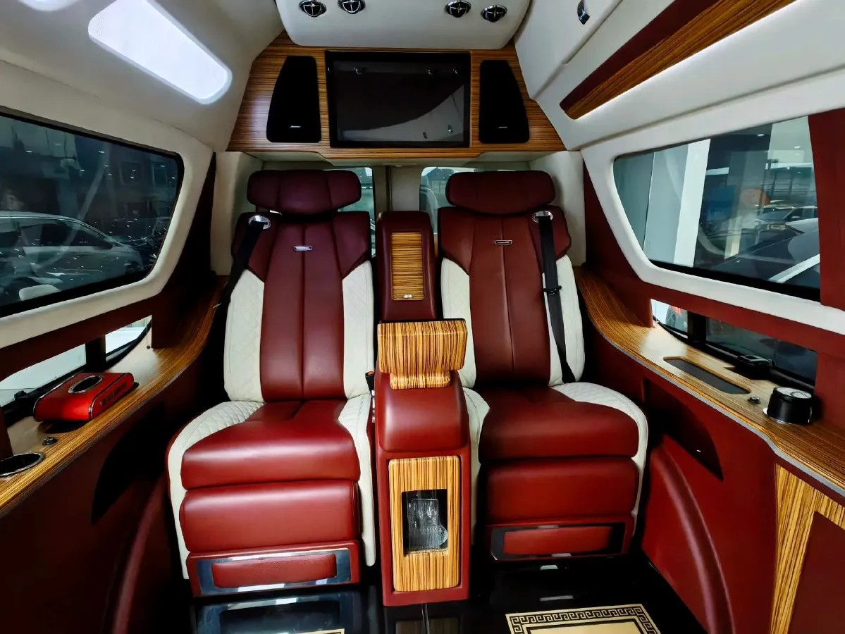 2015 GMC SAVANA 5.3L 314HP V8 4AT,autocango,china used car exporter,china ev exporter,chinese used car exporter,chinese used ev exporter