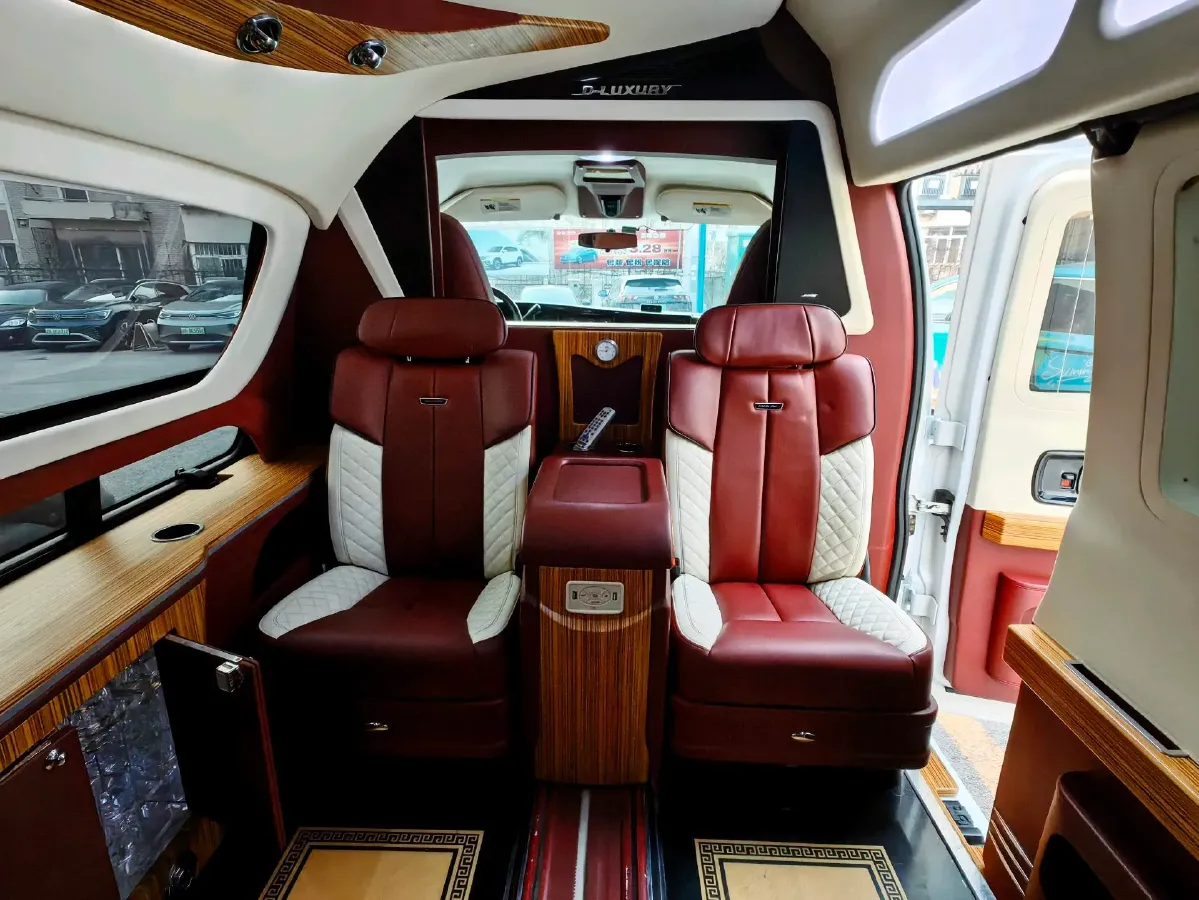 2015 GMC SAVANA 5.3L 314HP V8 4AT,autocango,china used car exporter,china ev exporter,chinese used car exporter,chinese used ev exporter