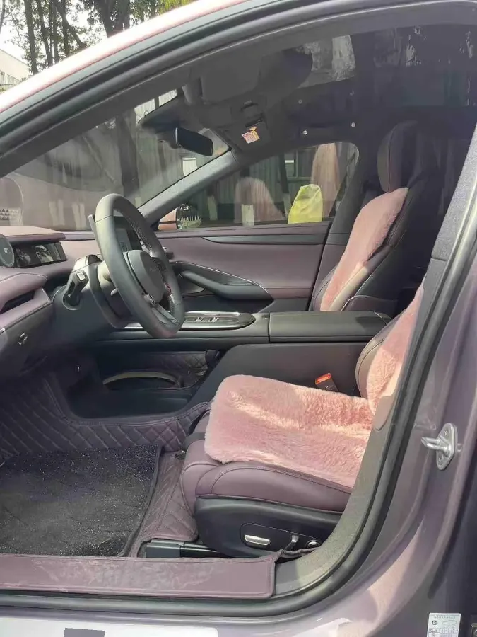 2024 MI SU7 BEV 73.6KWH,autocango,china used car exporter,china ev exporter,chinese used car exporter,chinese used ev exporter