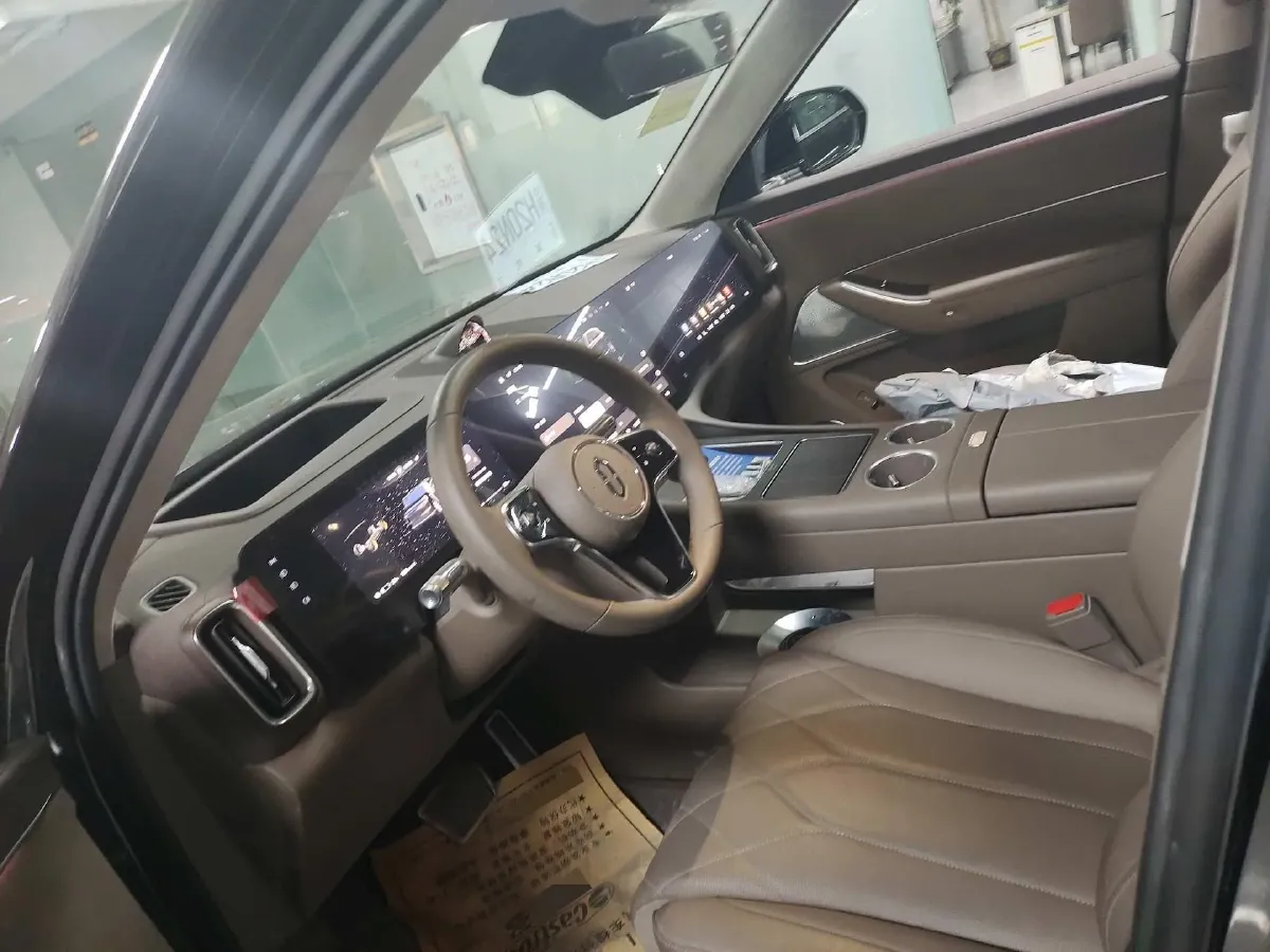 2025 AITO AITO M8 BEV,autocango,china used car exporter,china ev exporter,chinese used car exporter,chinese used ev exporter