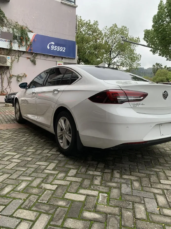 2019 Buick Regal 1.5T 170HP L4 9AT,autocango,china used car exporter,china ev exporter,chinese used car exporter,chinese used ev exporter