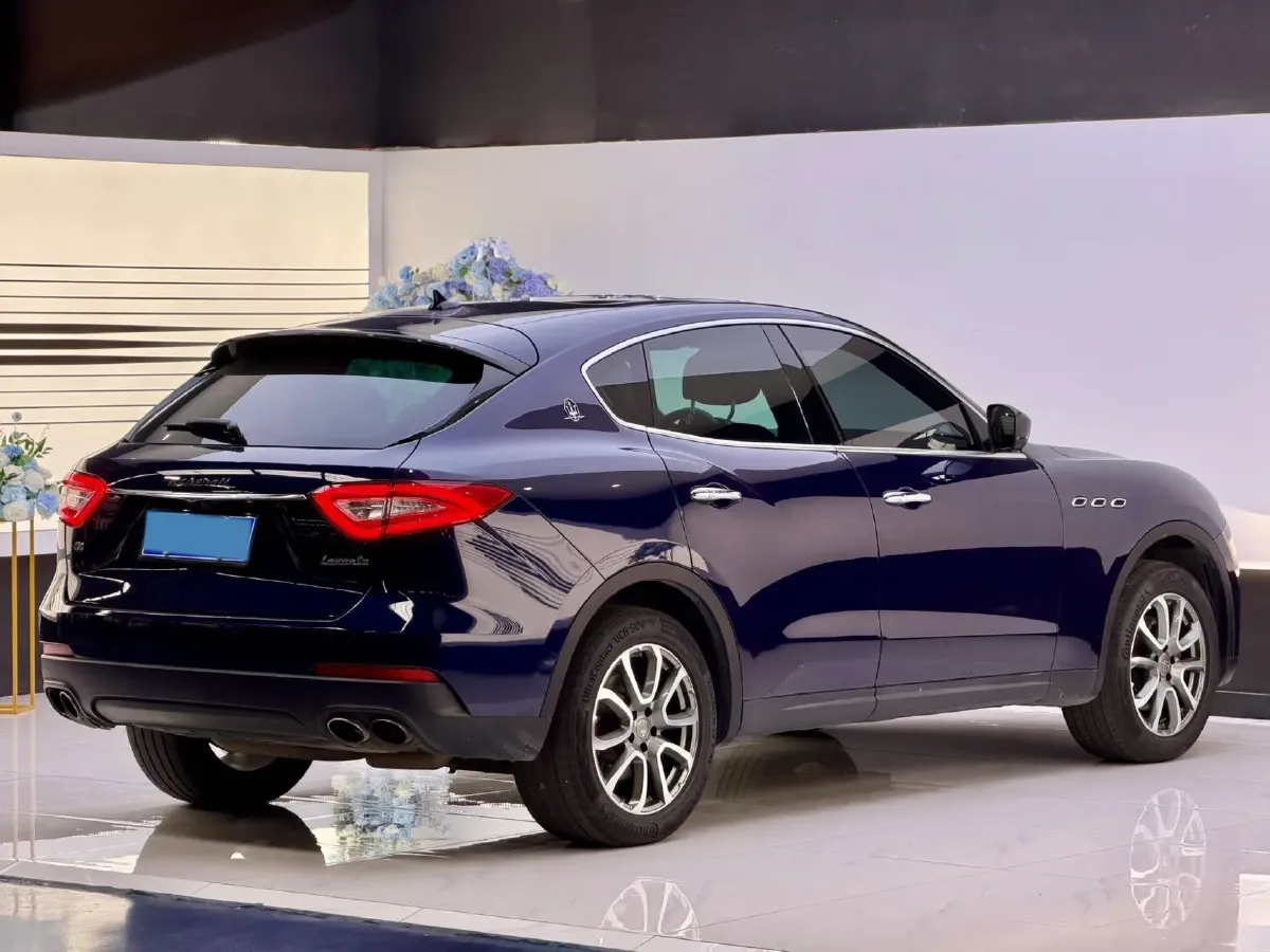 2018 Maserati Levante 3.0T 350HP V6 8AT,autocango,china used car exporter,china ev exporter,chinese used car exporter,chinese used ev exporter