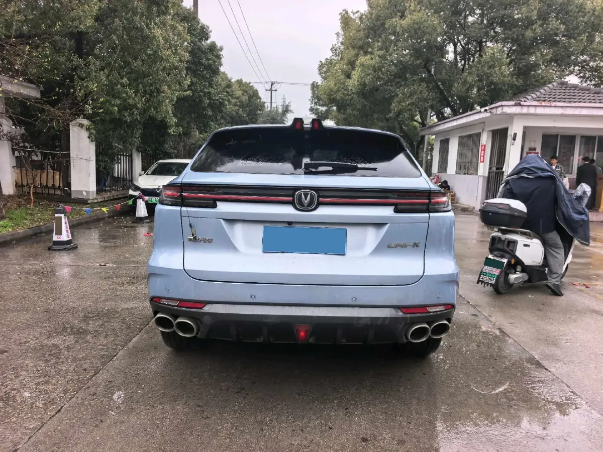 2021 ChangAn UNI-K 2.0T 233HP L4 8AT,autocango,china used car exporter,china ev exporter,chinese used car exporter,chinese used ev exporter