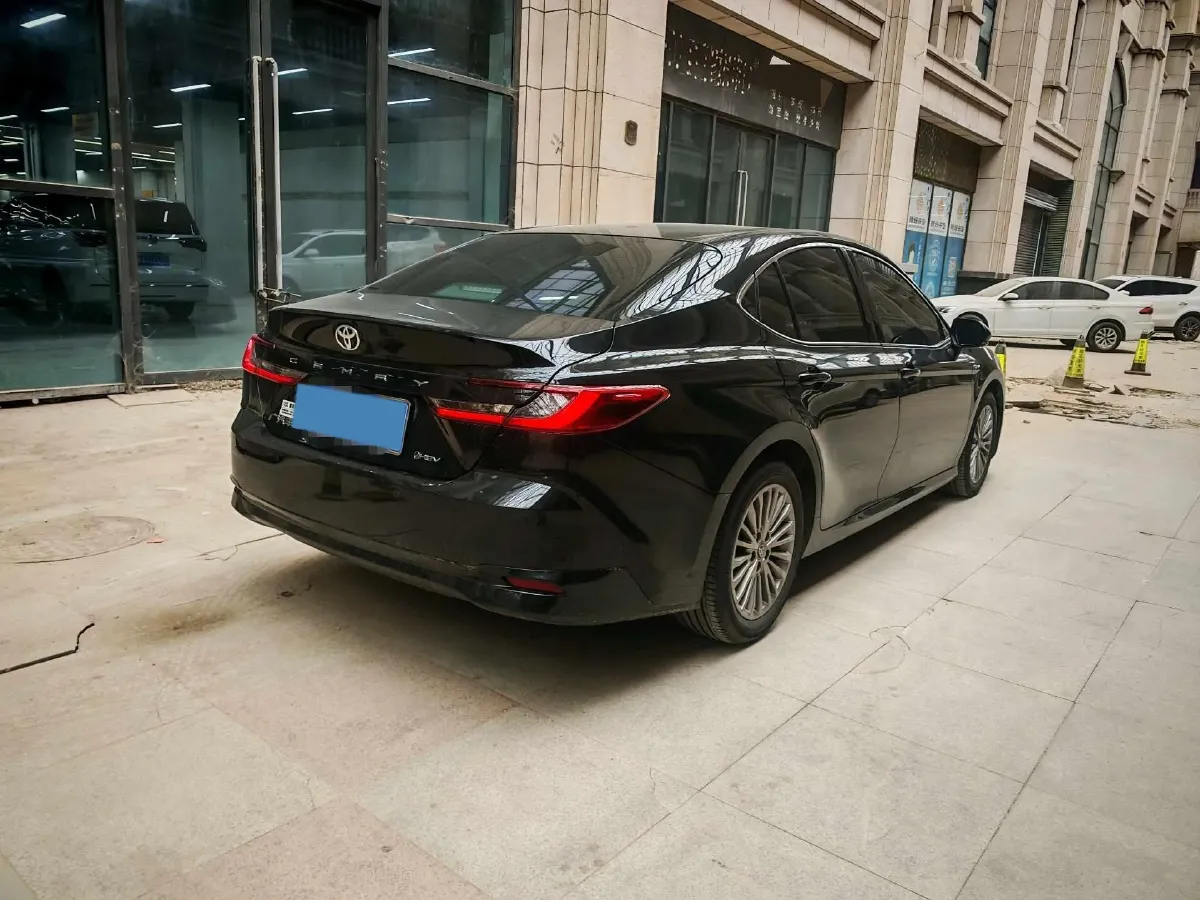 2024 Toyota Camry 2.0L 152HP L4 E-CVT Hybrid,autocango,china used car exporter,china ev exporter,chinese used car exporter,chinese used ev exporter