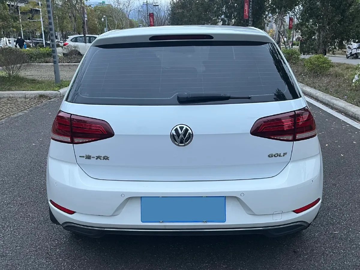 2018 Volkswagen Golf 1.6L 110HP L4 6AT,autocango,china used car exporter,china ev exporter,chinese used car exporter,chinese used ev exporter