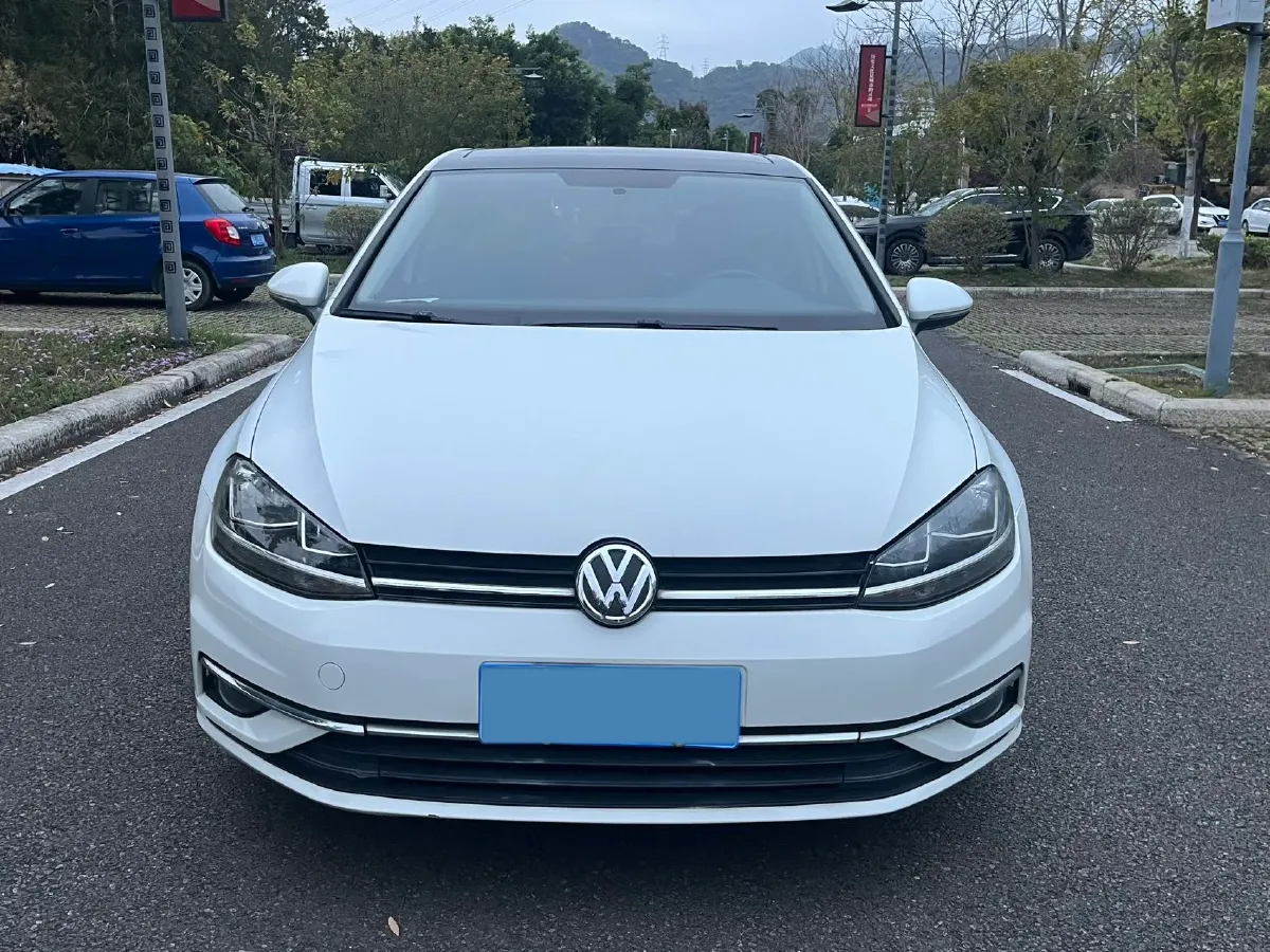 2018 Volkswagen Golf 1.6L 110HP L4 6AT,autocango,china used car exporter,china ev exporter,chinese used car exporter,chinese used ev exporter