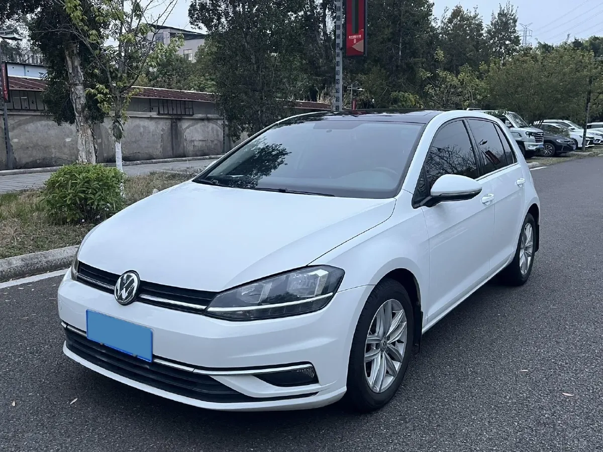 2018 Volkswagen Golf 1.6L 110HP L4 6AT,autocango,china used car exporter,china ev exporter,chinese used car exporter,chinese used ev exporter