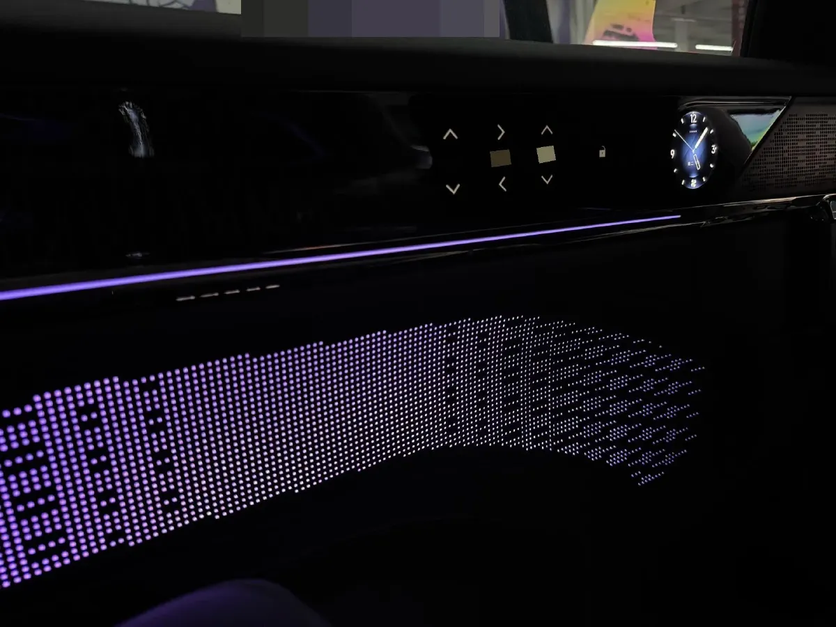 2022 Zeekr 009 BEV 116KWH,autocango,china used car exporter,china ev exporter,chinese used car exporter,chinese used ev exporter