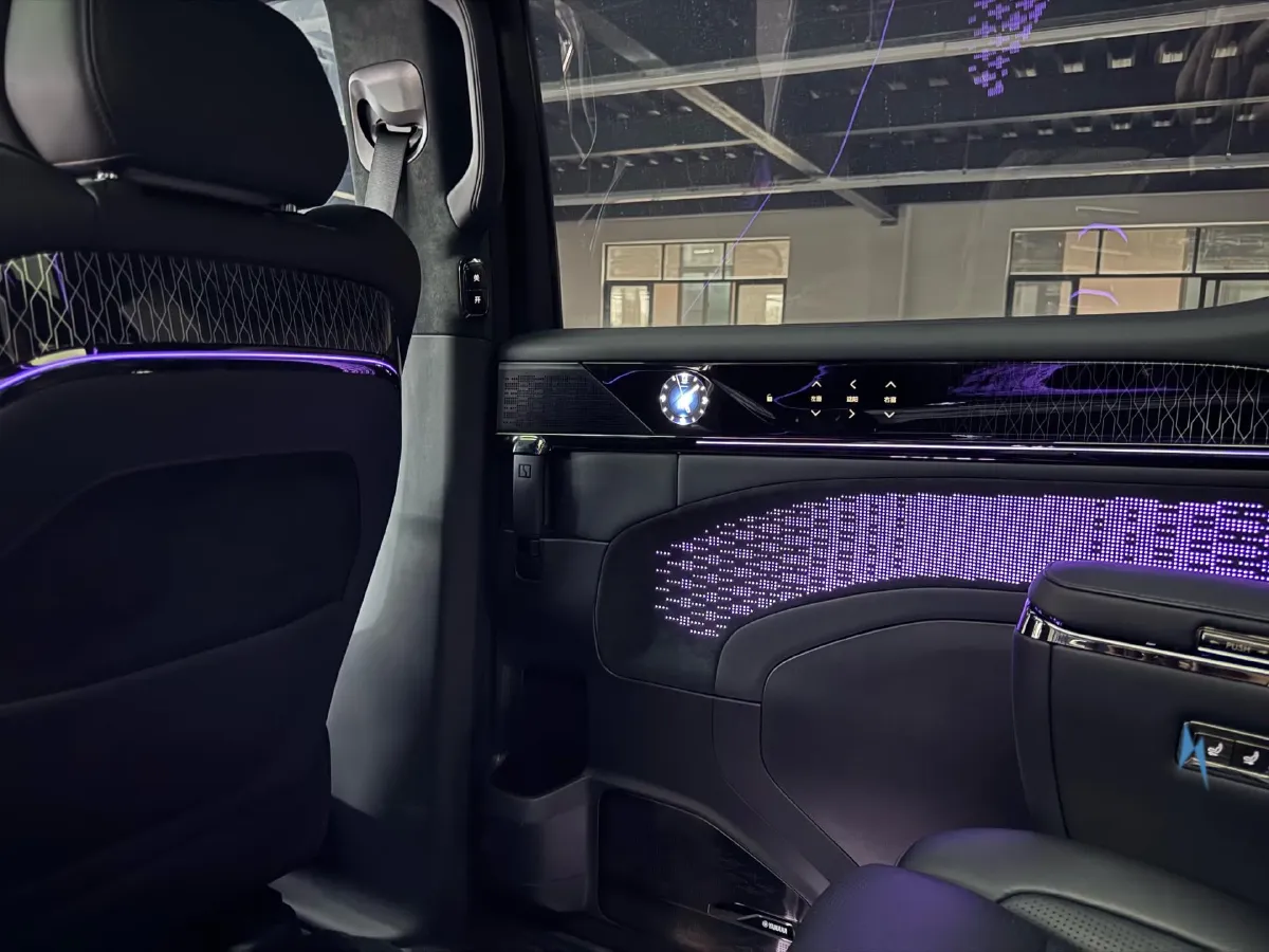 2022 Zeekr 009 BEV 116KWH,autocango,china used car exporter,china ev exporter,chinese used car exporter,chinese used ev exporter