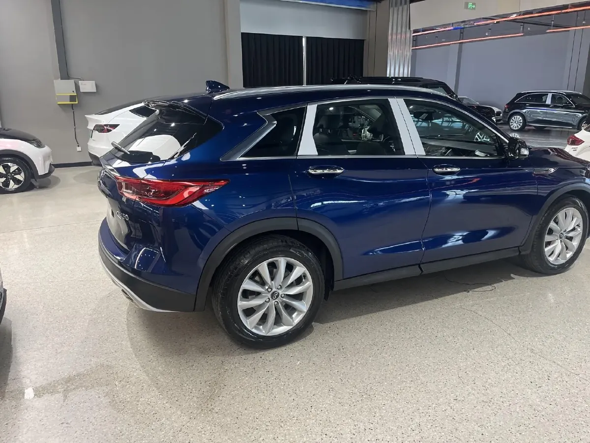 2018 Mitsubishi Pajero 3.0L 174HP V6 5AT,autocango,china used car exporter,china ev exporter,chinese used car exporter,chinese used ev exporter