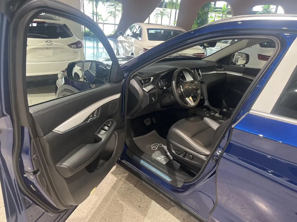 2018 Mitsubishi Pajero 3.0L 174HP V6 5AT,autocango,china used car exporter,china ev exporter,chinese used car exporter,chinese used ev exporter