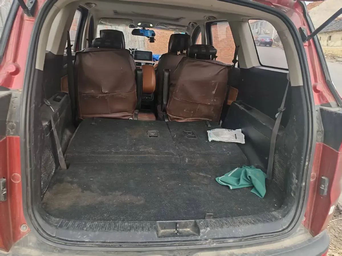 2018 WuLing HongGuang S3 1.5L 112HP L4 6MT,autocango,china used car exporter,china ev exporter,chinese used car exporter,chinese used ev exporter