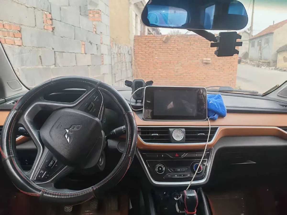 2018 WuLing HongGuang S3 1.5L 112HP L4 6MT,autocango,china used car exporter,china ev exporter,chinese used car exporter,chinese used ev exporter