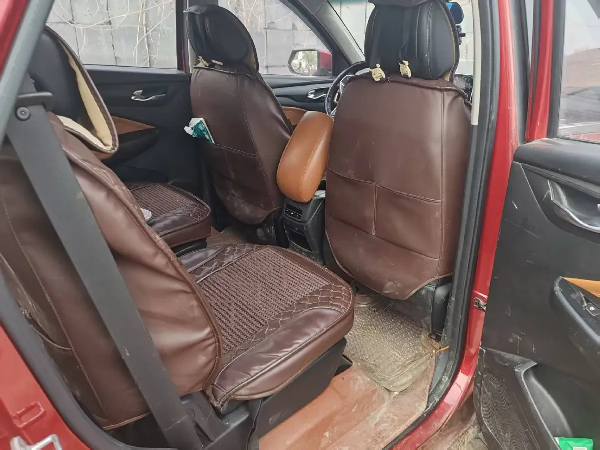 2018 WuLing HongGuang S3 1.5L 112HP L4 6MT,autocango,china used car exporter,china ev exporter,chinese used car exporter,chinese used ev exporter