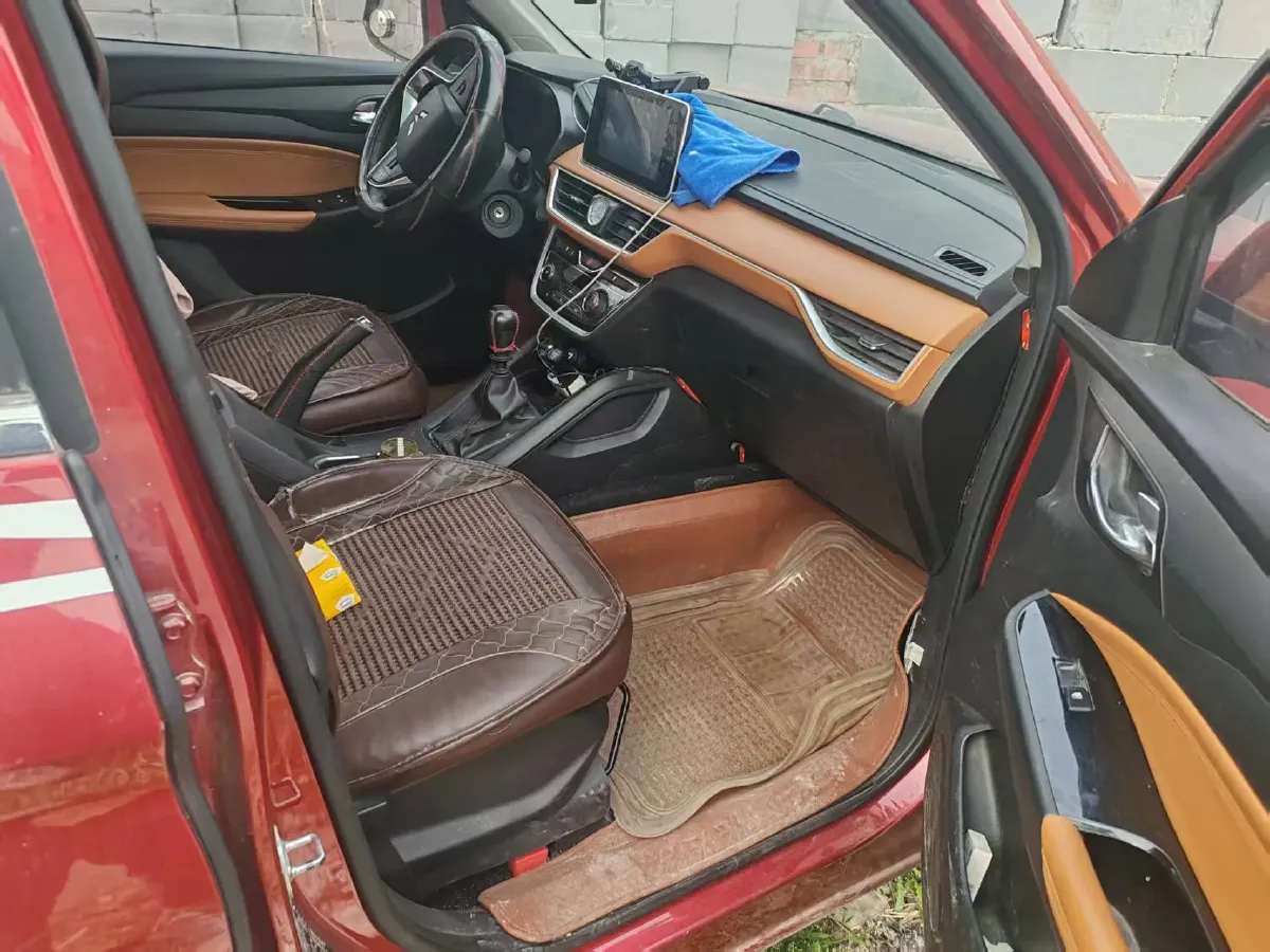 2018 WuLing HongGuang S3 1.5L 112HP L4 6MT,autocango,china used car exporter,china ev exporter,chinese used car exporter,chinese used ev exporter