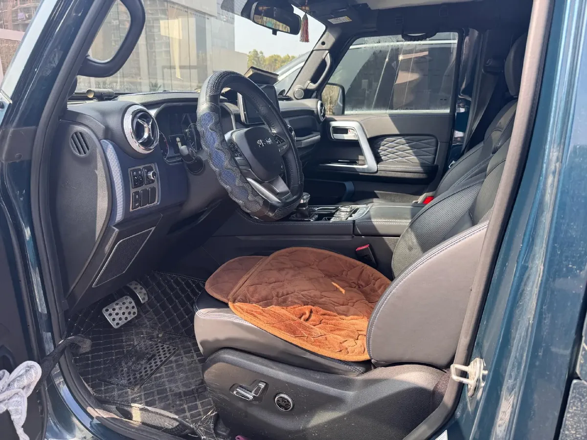 2020 Beijing BJ40 2.0T 224HP L4 8AT,autocango,china used car exporter,china ev exporter,chinese used car exporter,chinese used ev exporter