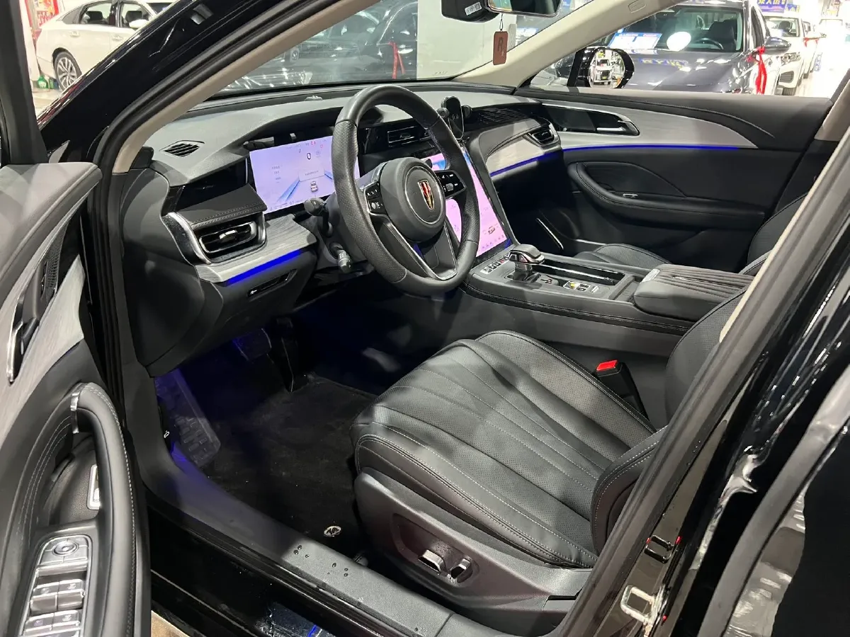 2024 HongQi H5 1.5T 169HP L4 1DHT Hybrid,autocango,china used car exporter,china ev exporter,chinese used car exporter,chinese used ev exporter