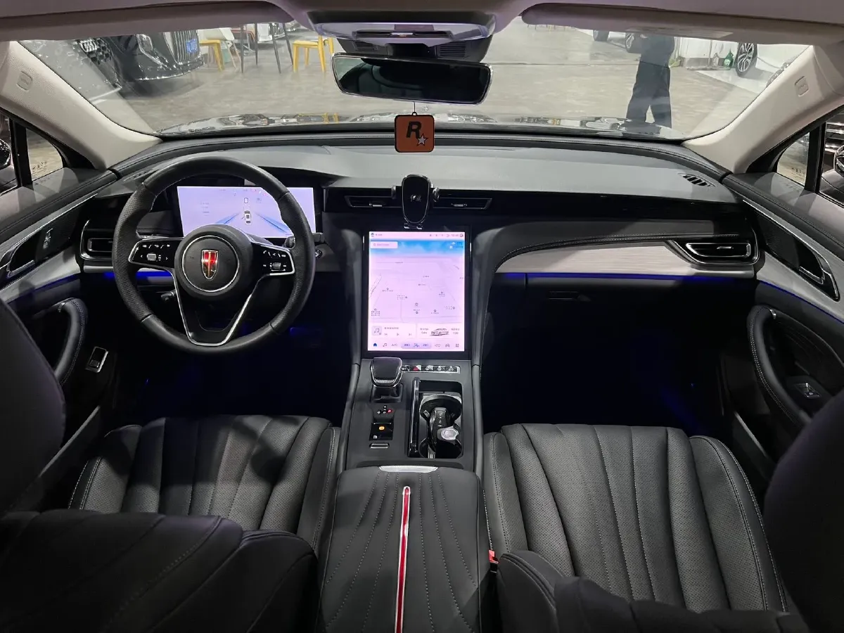 2024 HongQi H5 1.5T 169HP L4 1DHT Hybrid,autocango,china used car exporter,china ev exporter,chinese used car exporter,chinese used ev exporter