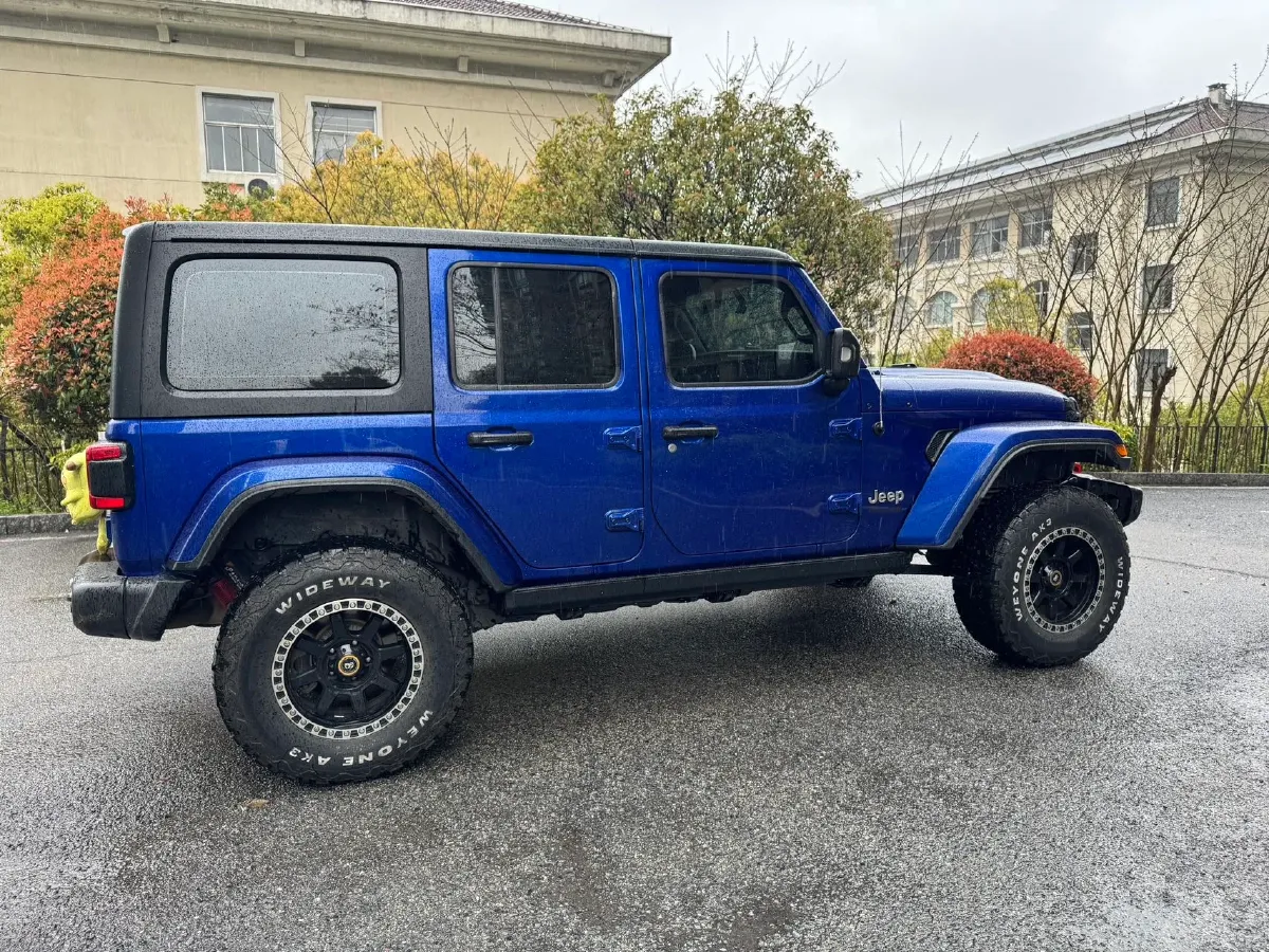 2019 Jeep Wrangler 2.0T 266HP L4 8AT,autocango,china used car exporter,china ev exporter,chinese used car exporter,chinese used ev exporter