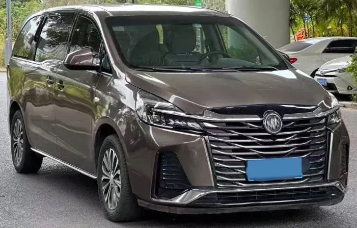 2022 Buick GL8 2.0T 237HP L4 9AT,autocango,china used car exporter,china ev exporter,chinese used car exporter,chinese used ev exporter