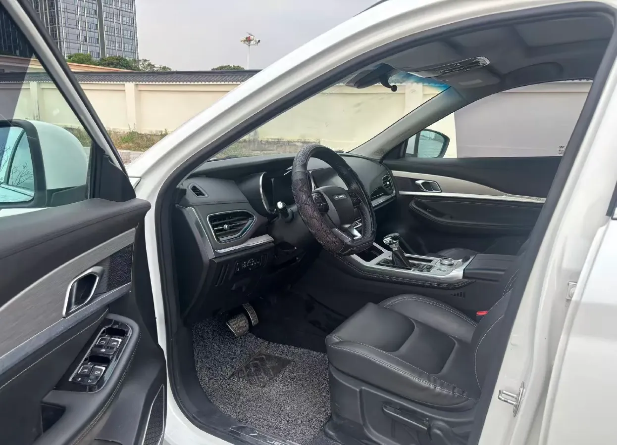 2021 Bestune T55 1.5T 169HP L4 7DCT,autocango,china used car exporter,china ev exporter,chinese used car exporter,chinese used ev exporter