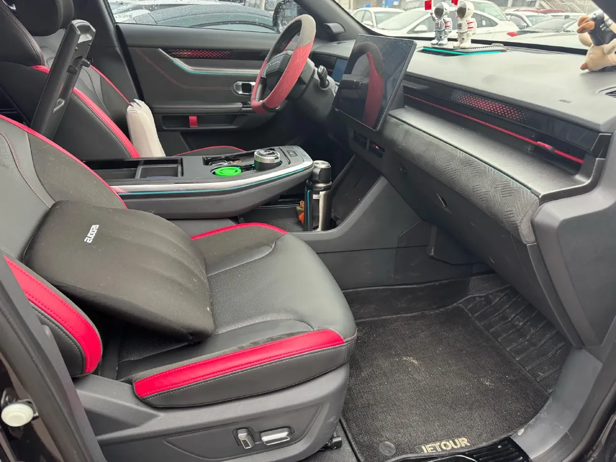 2022 Jetour DASHING 1.6T 197HP L4 7DCT,autocango,china used car exporter,china ev exporter,chinese used car exporter,chinese used ev exporter