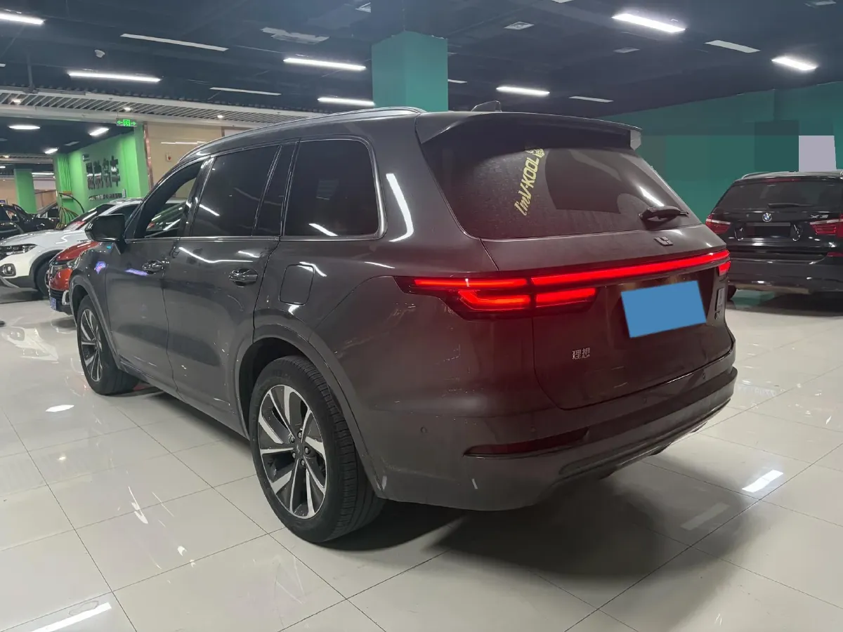 2021 Li ONE Range Extended 131HP REEV 40.5KWH,autocango,china used car exporter,china ev exporter,chinese used car exporter,chinese used ev exporter