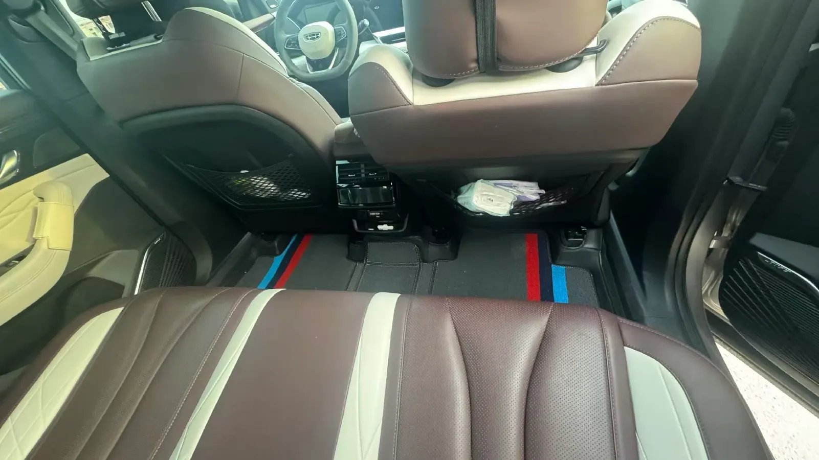 2021 Geely Monjaro 2.0T 218HP L4 7DCT,autocango,china used car exporter,china ev exporter,chinese used car exporter,chinese used ev exporter