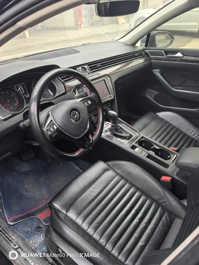 2019 Volkswagen Magotan 2.0T 186HP L4 7DCT,autocango,china used car exporter,china ev exporter,chinese used car exporter,chinese used ev exporter