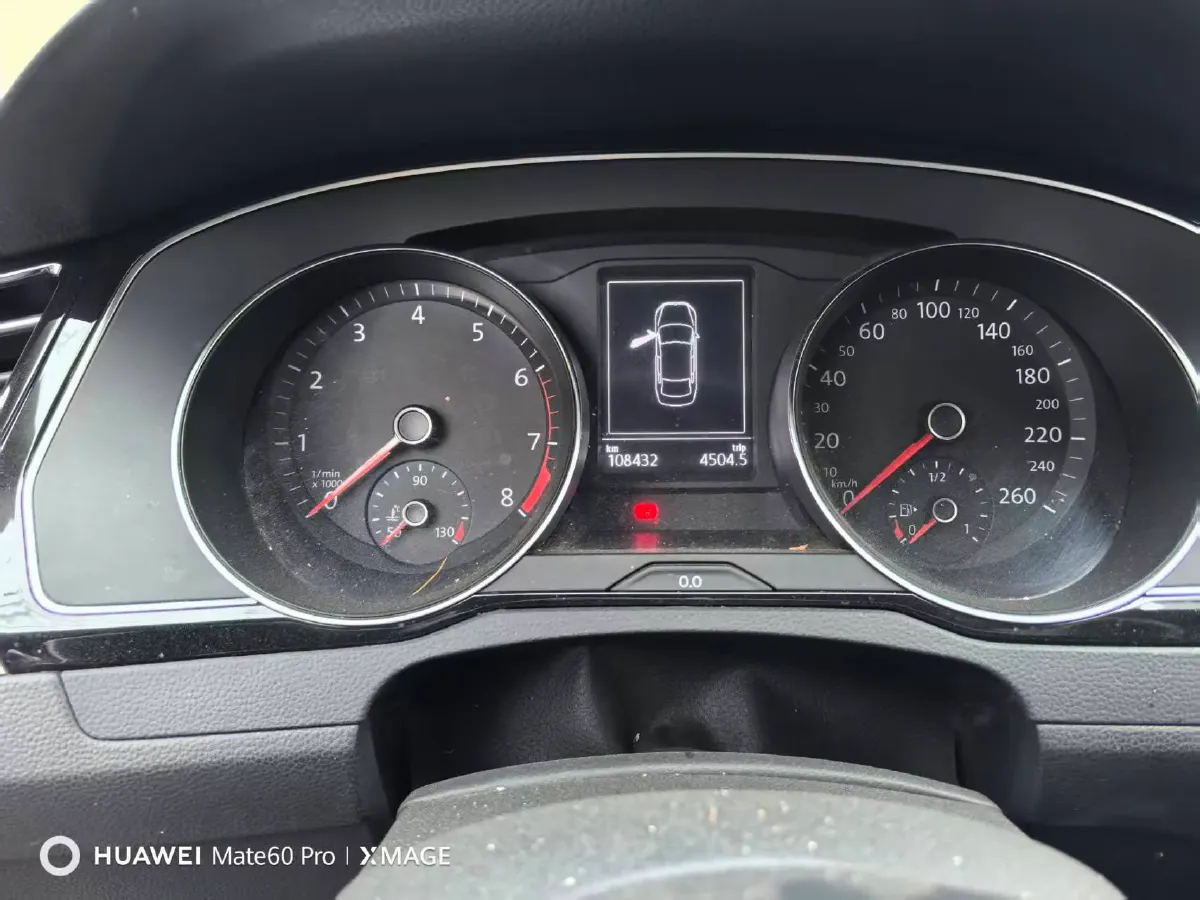 2019 Volkswagen Magotan 2.0T 186HP L4 7DCT,autocango,china used car exporter,china ev exporter,chinese used car exporter,chinese used ev exporter