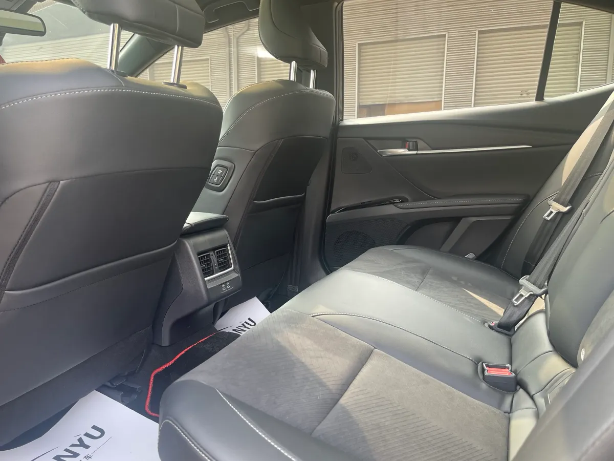 2026 Toyota Camry 2.0L 152HP L4 E-CVT Hybrid,autocango,china used car exporter,china ev exporter,chinese used car exporter,chinese used ev exporter