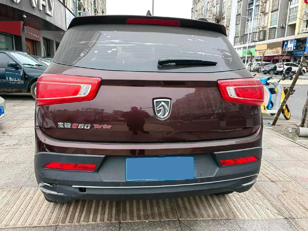 2017 BaoJun 560 1.5T 150HP L4 6DCT,autocango,china used car exporter,china ev exporter,chinese used car exporter,chinese used ev exporter