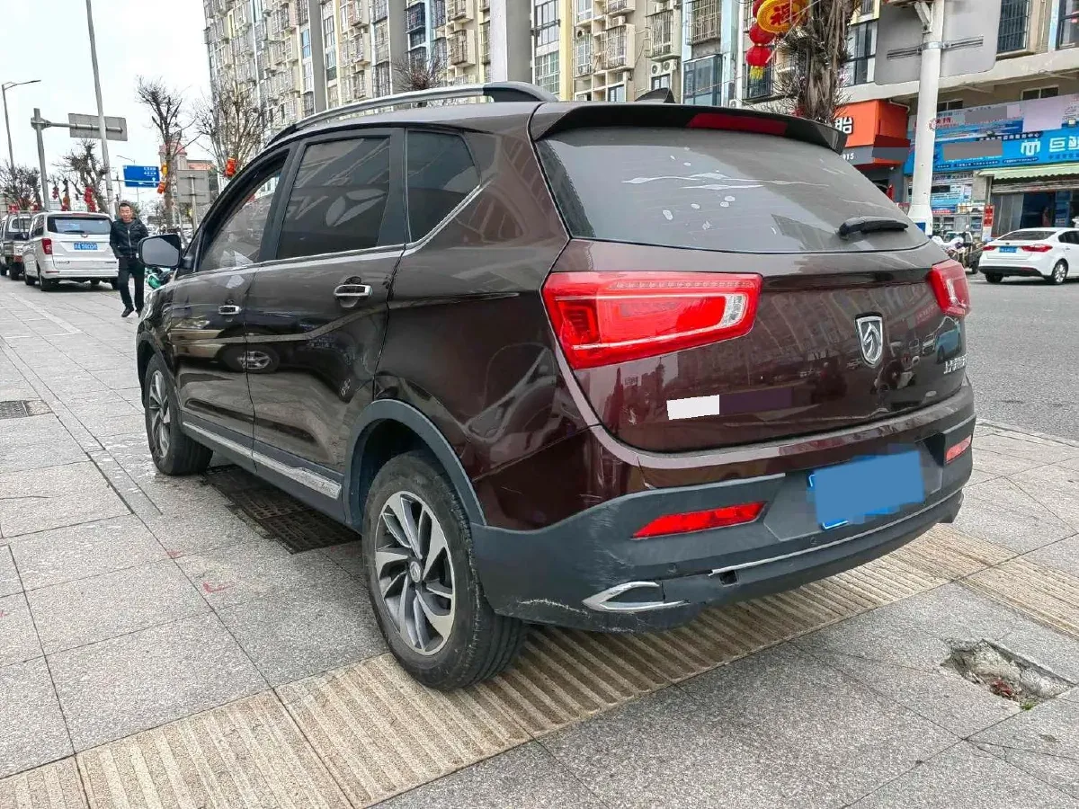 2017 BaoJun 560 1.5T 150HP L4 6DCT,autocango,china used car exporter,china ev exporter,chinese used car exporter,chinese used ev exporter